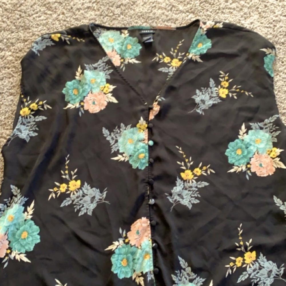 Women’a Torrid Top